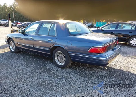 1997 Mercury Grand Marquis Ls z USA, uszkodzony, nr VIN 2MELM75W0VX636397